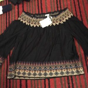 Joie off the shoulder top